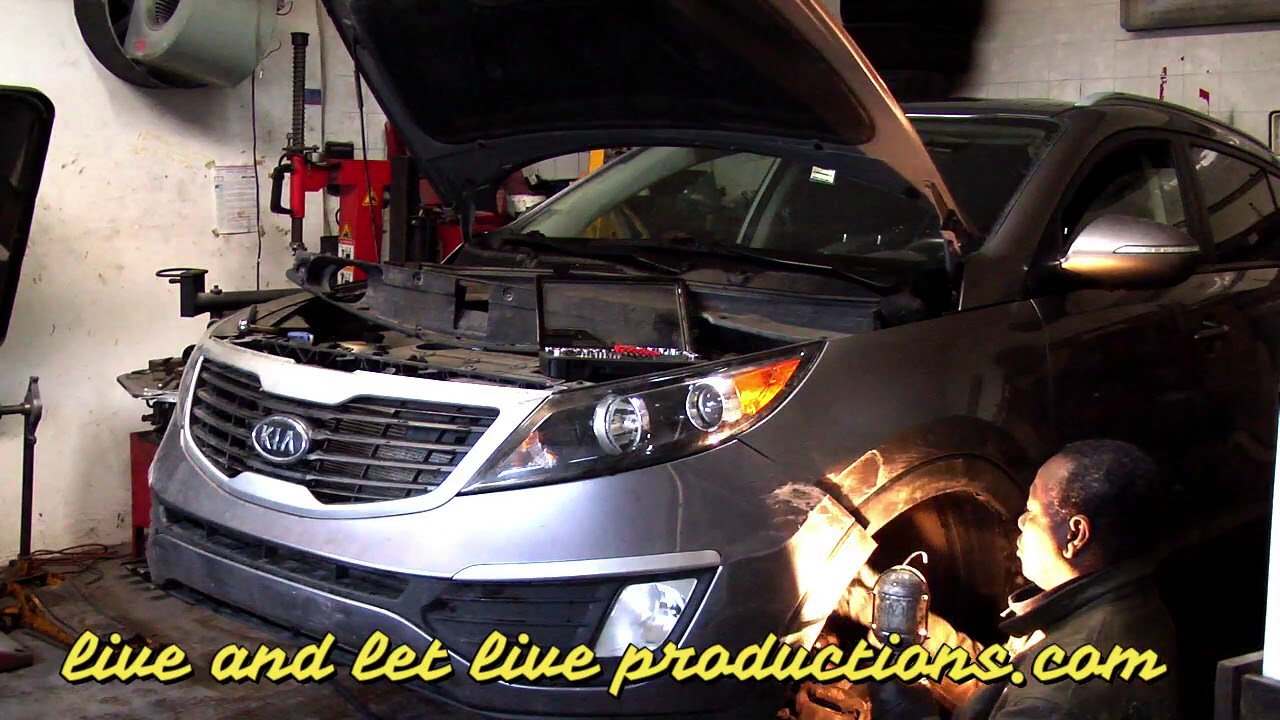 CHANGE BUMPER AND FENDER A 2012 KIA SPORTAGE PART ONE