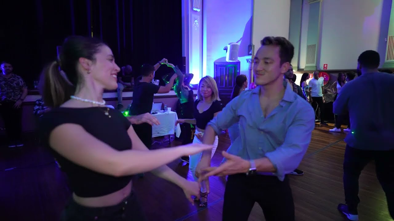 Salsa dancing social scene in Sydney @ Bachateame May 2023