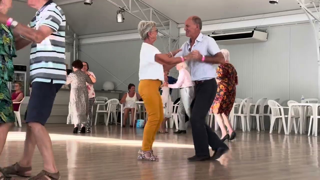 A la guinguette de Monbazon, avec Eddy Varnel, le 03 septembre 2023.