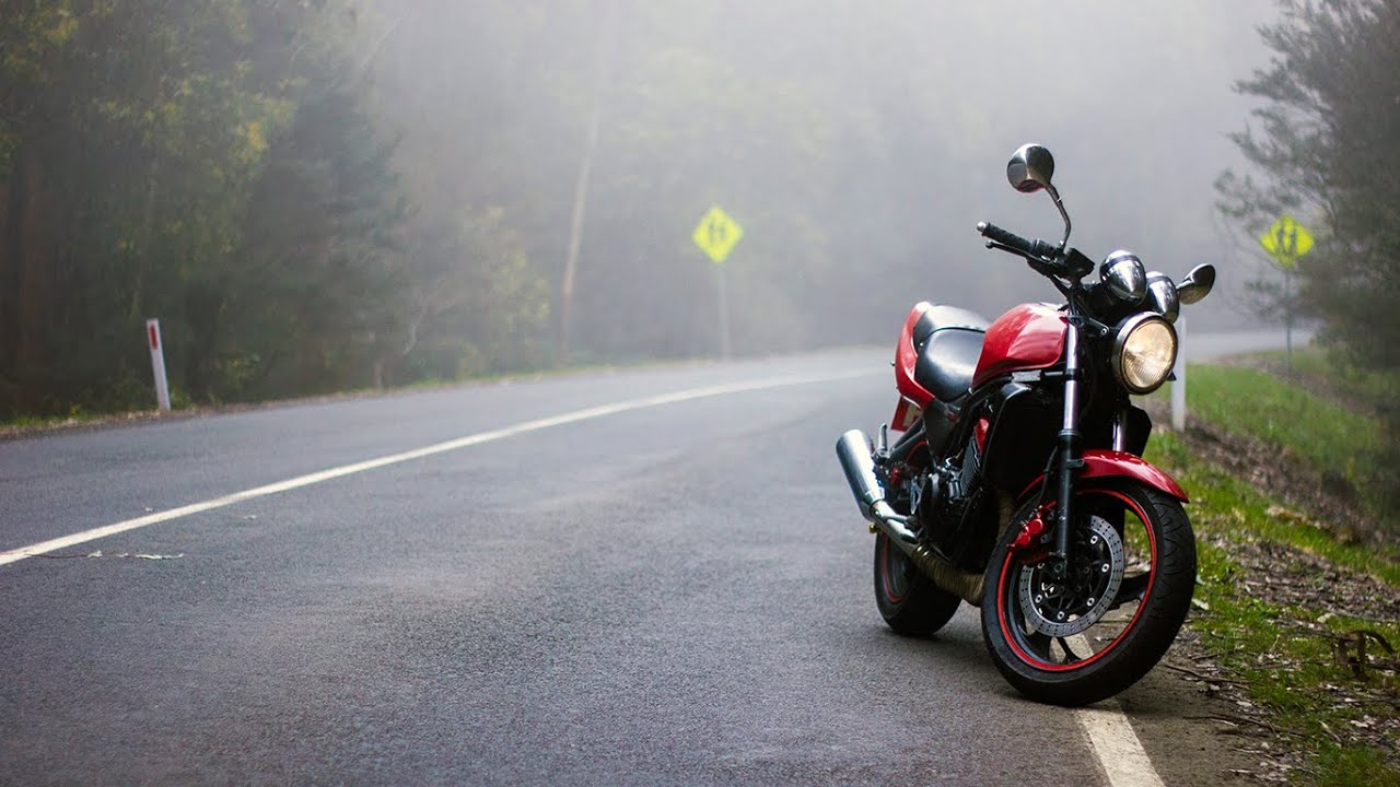 Kawasaki ZR250 Balius - Mt Donna Buang
