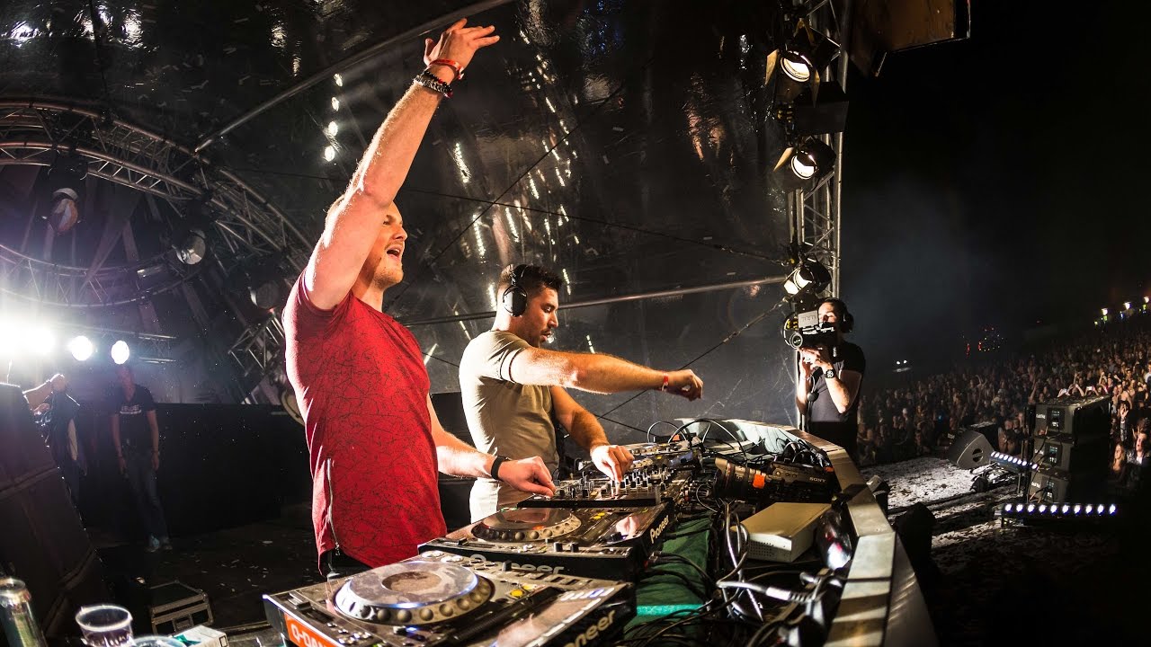 Q-BASE 2016 | Frequencerz