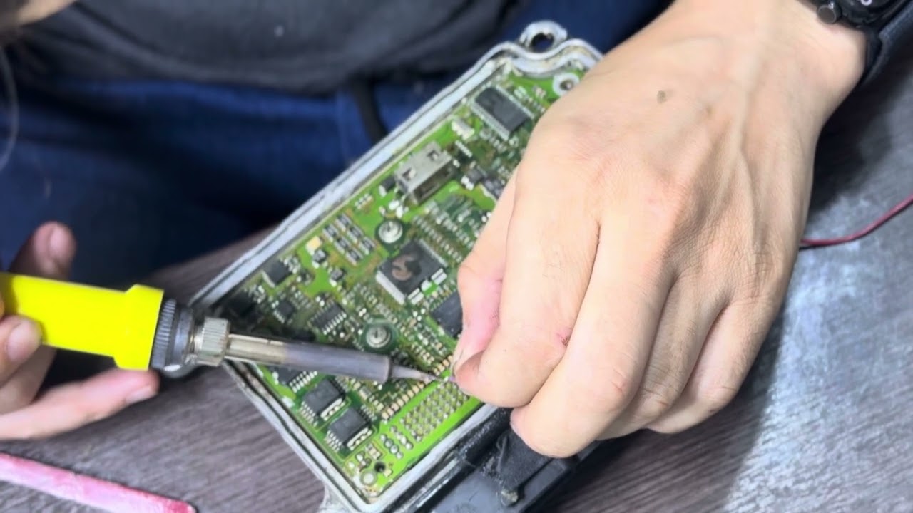 Reparo 5NP2 módulo de injeção 206 quebrou pino da central 