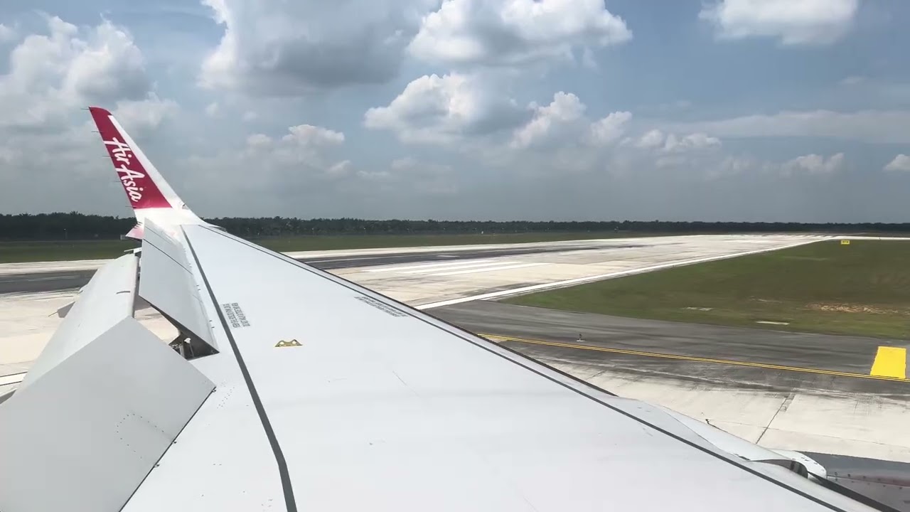 Landing in Kuala Lumpur. Air Asia A320