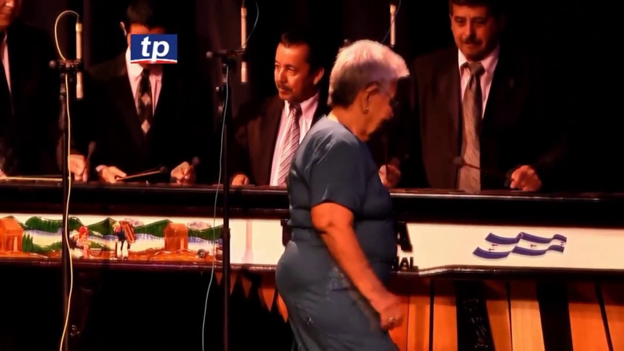 POUPURRI VARIADO CON USULA INTERNACIONAL Y DOÑA OLGA