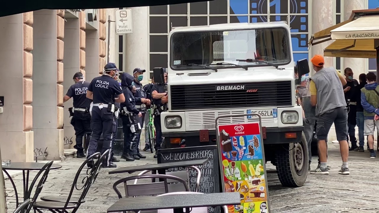 Controlli antidroga della Polizia locale e della Gdf in centro storico