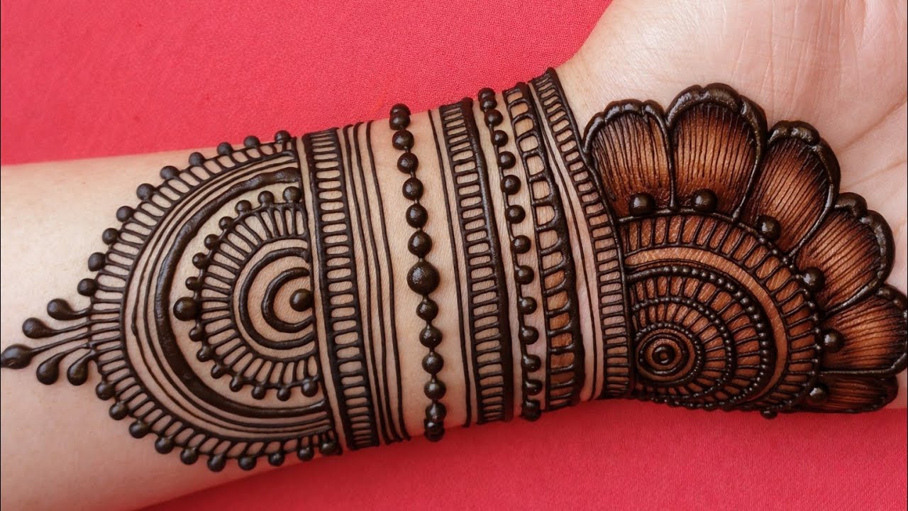 Beautiful front hand mehndi designs very simple mehndi design // latest flower stylish mehndi design