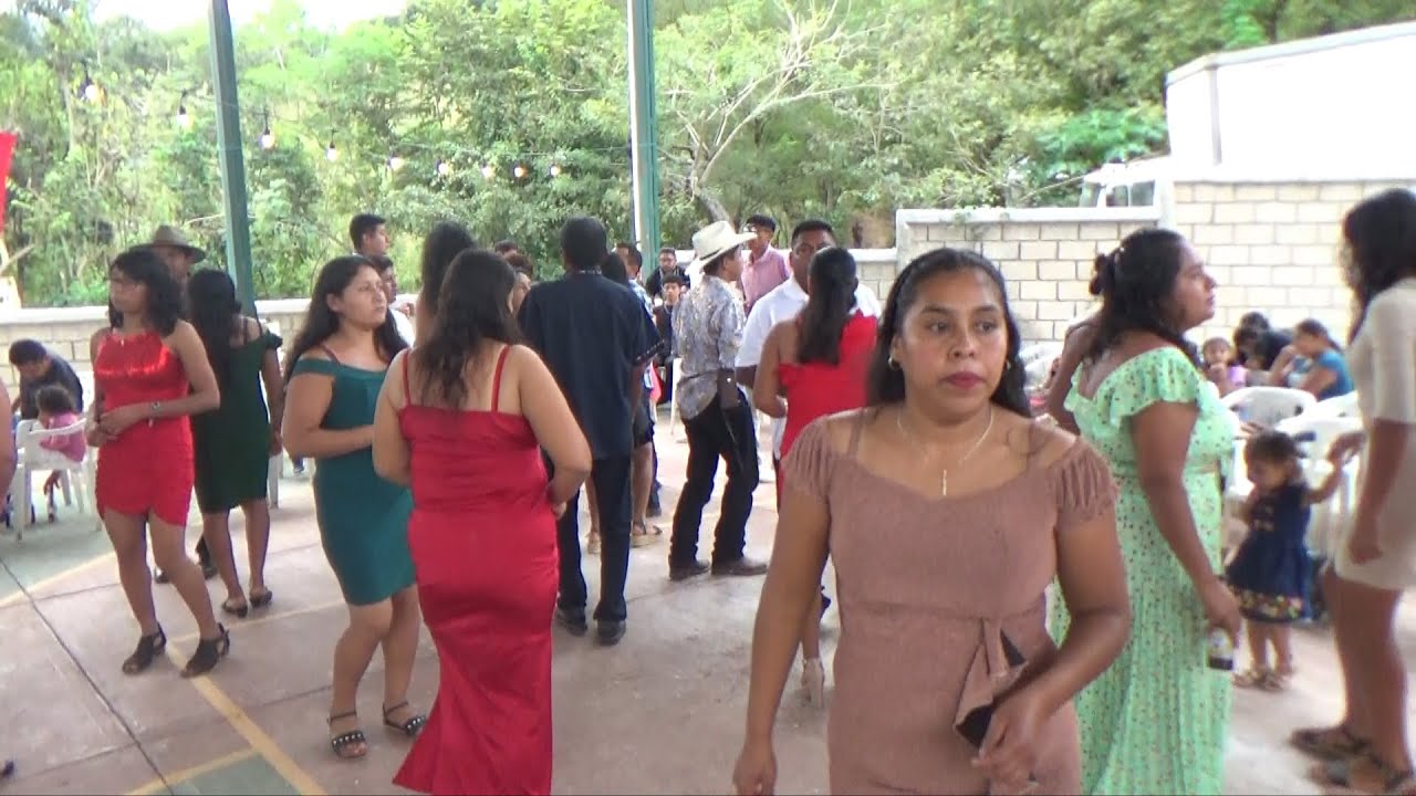 Domingo Valdivia  Huerta Grande, Mpio.Tecoanapa Gro. Popurri Sincero Amor, Contento y Feliz y Dimelo