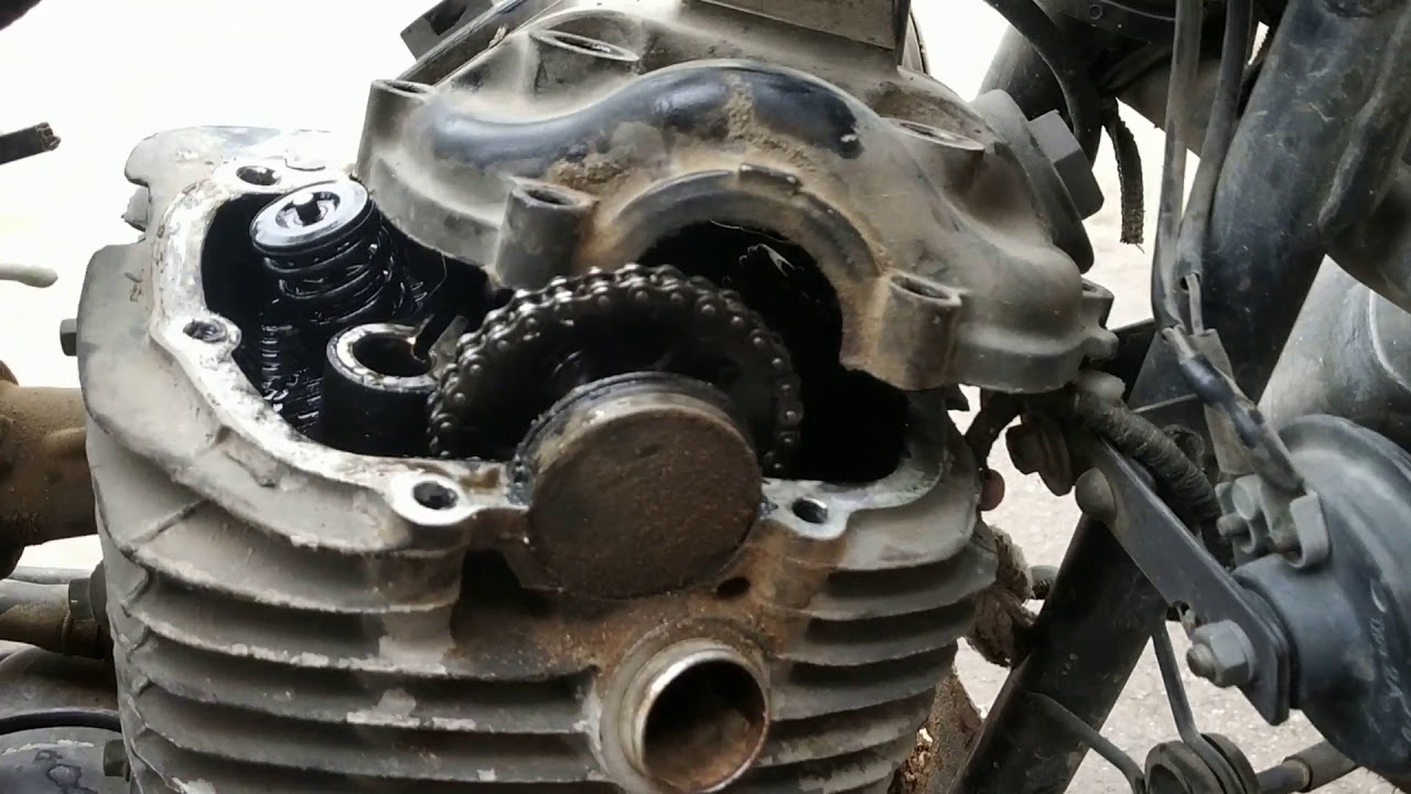 How to open the of engine of Pulsar 150
