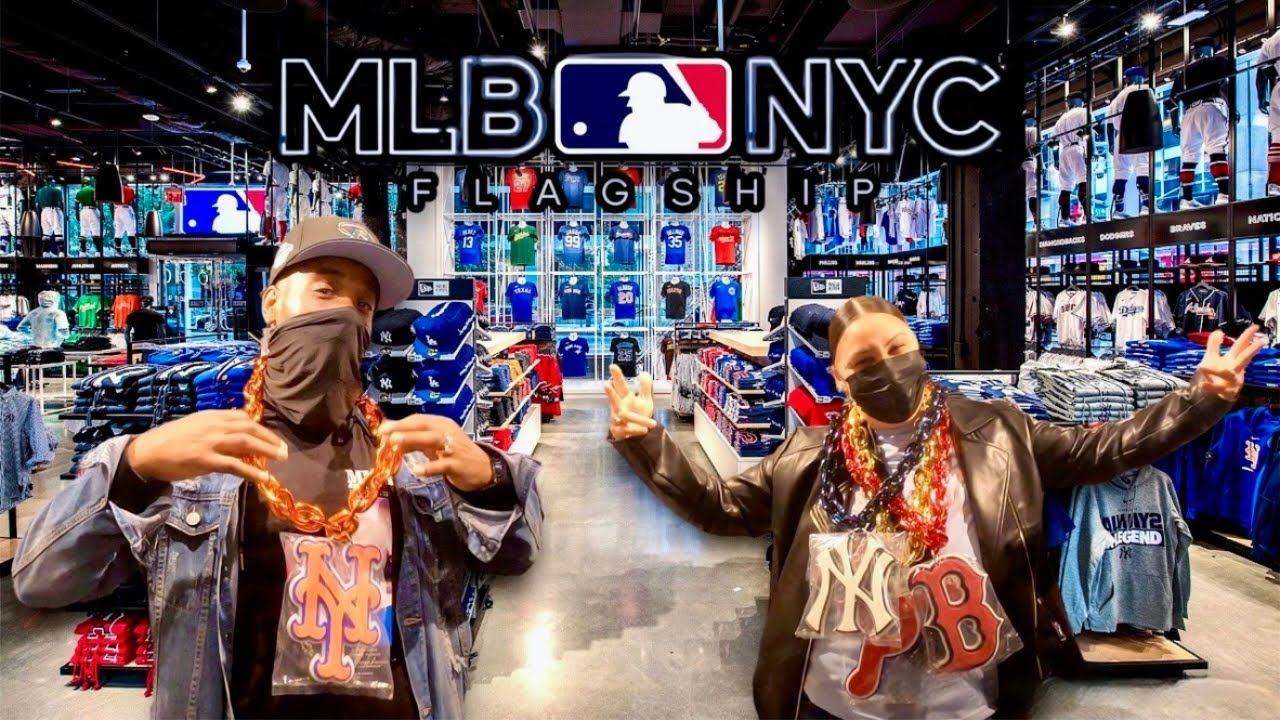 MLB New York City Flagship Store Tour | New Team Merch & Collectibles ⚾️