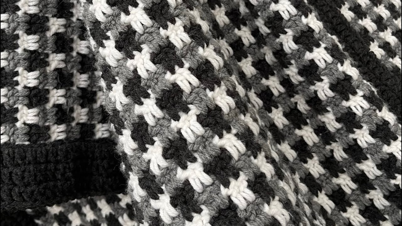 Better Together Throw Blanket tutorial/interlocking block stitch