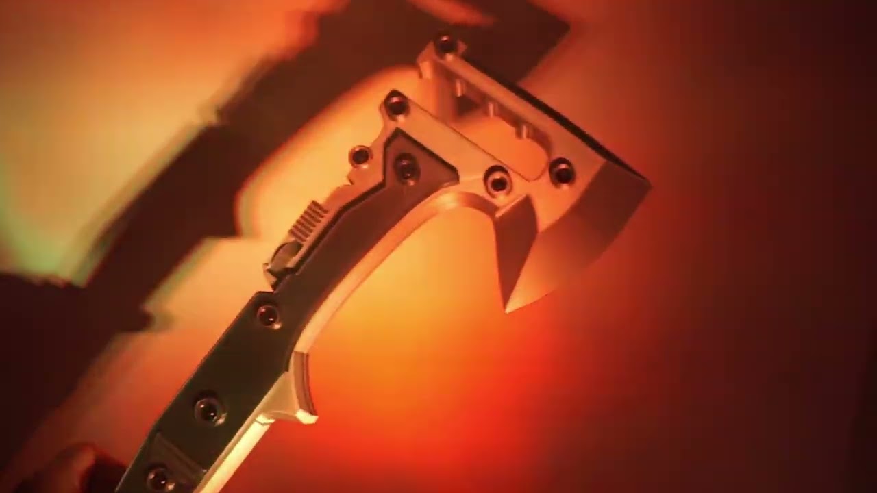 Unboxing V's Legendary Axe - The Ultimate Cyberpunk Prop！