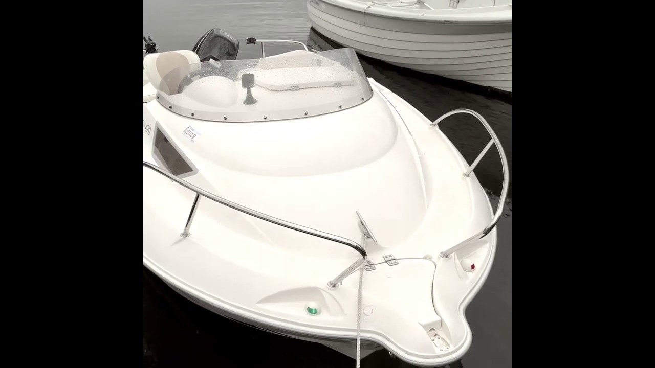 Quicksilver Activ 470 Cabin