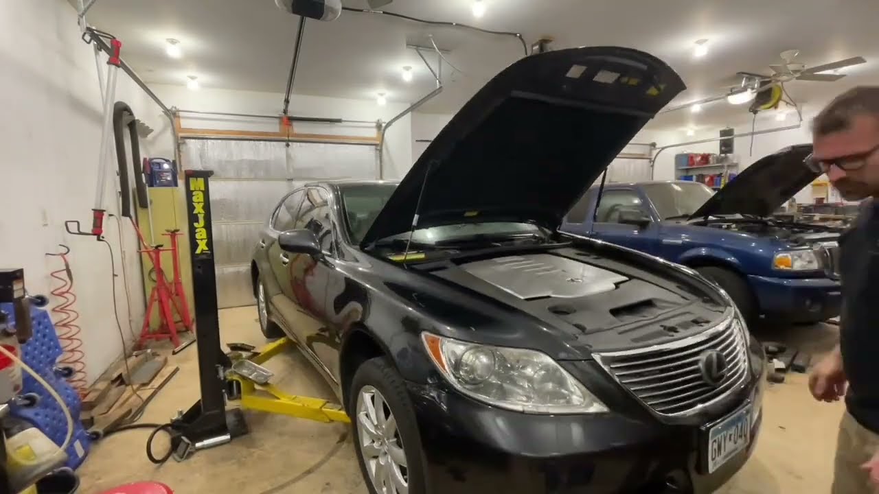 Замена масла и фильтра Lexus LS460 2007 года