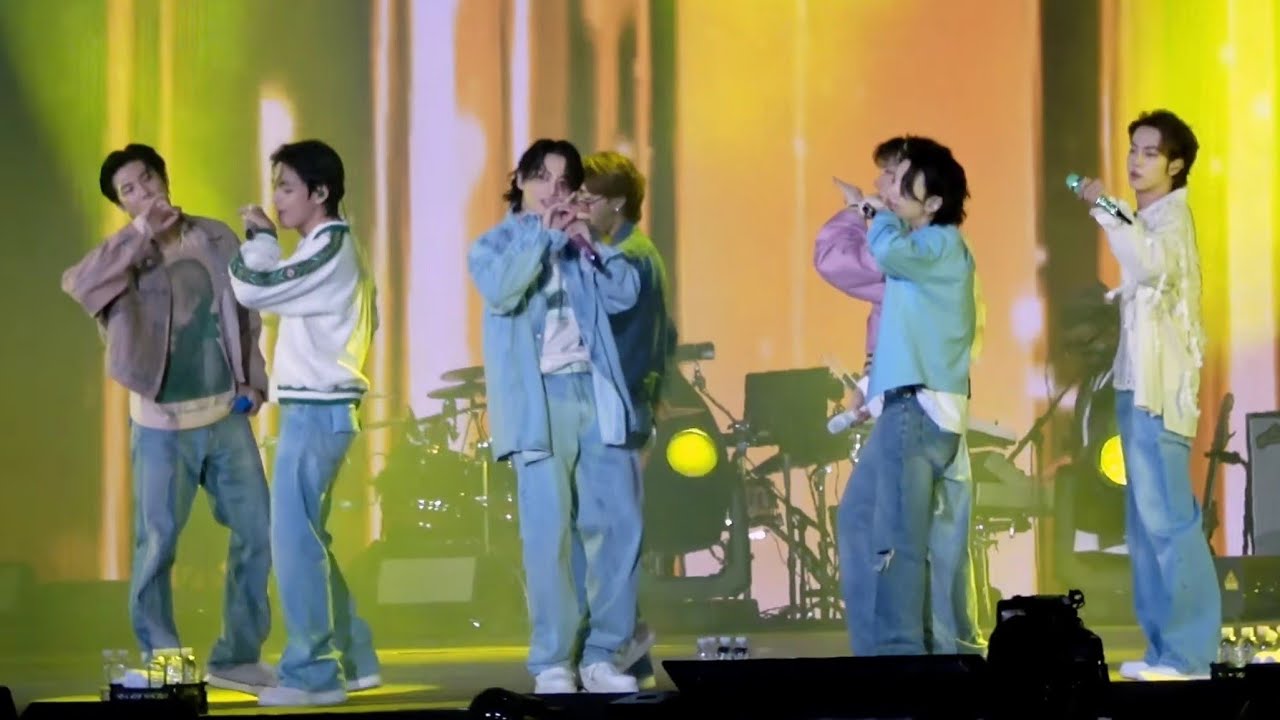 221015 Butter @ BTS Yet To Come in Busan (아시아드 주경기장)