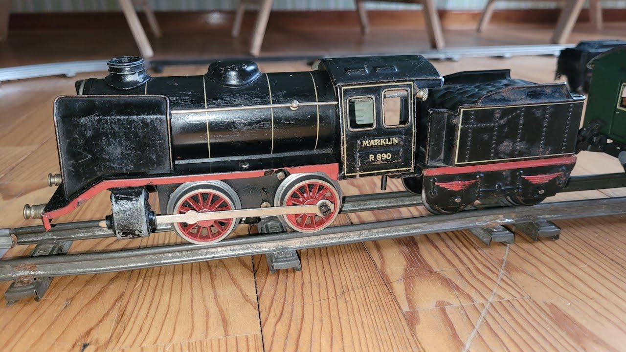 Märklin Uhrwerk Lok R890  Spur 0
