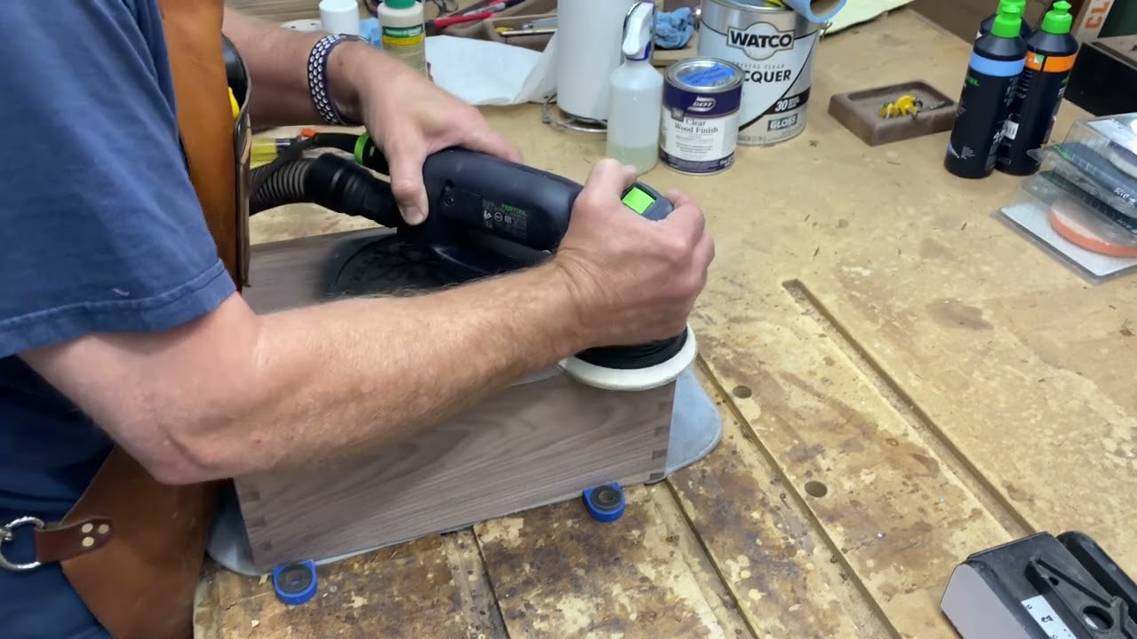 3M Xtract sandpaper is the best I&rsquo;ve ever used.