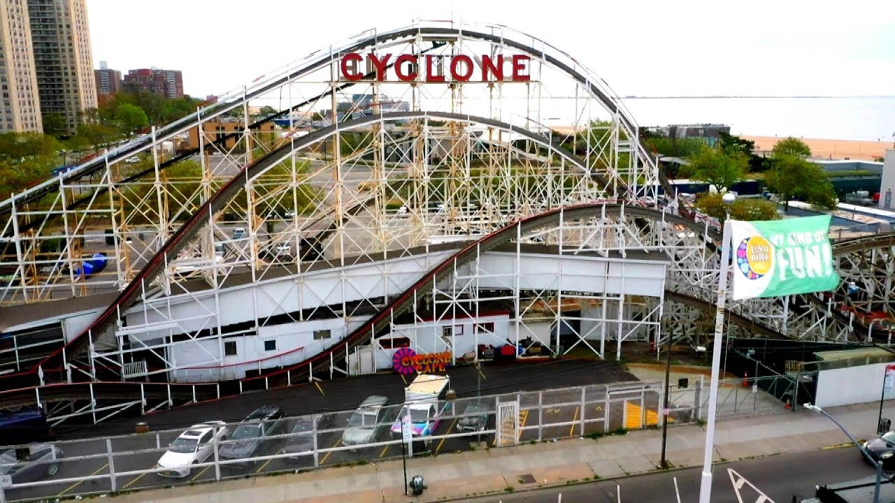 Coney Island’s Amusement Park Has Been Closed Over 1 Year