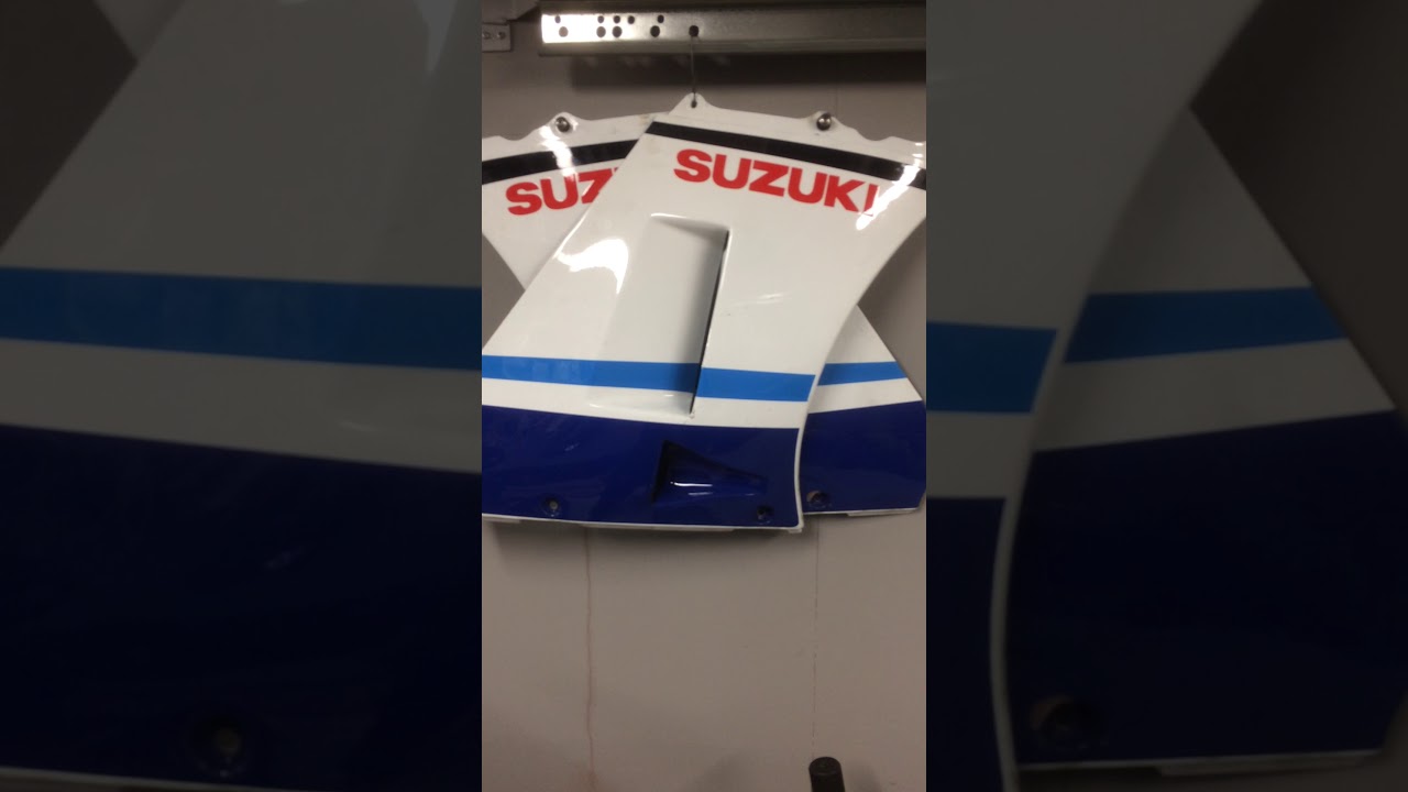 Suzuki RG500 Gamma Chinese Fairings Pt 3