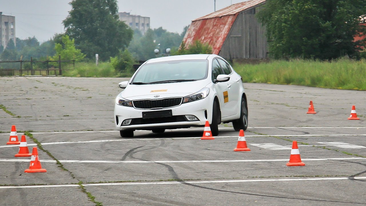 KIA Cerato: Лосиный тест. Торможение. Крены