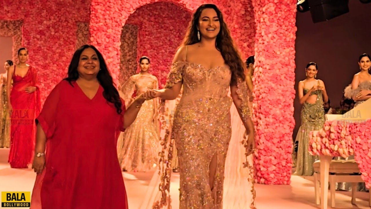 Sonakshi Sinha Ramp Walk At India Couture Week 2024 In New Delhi
