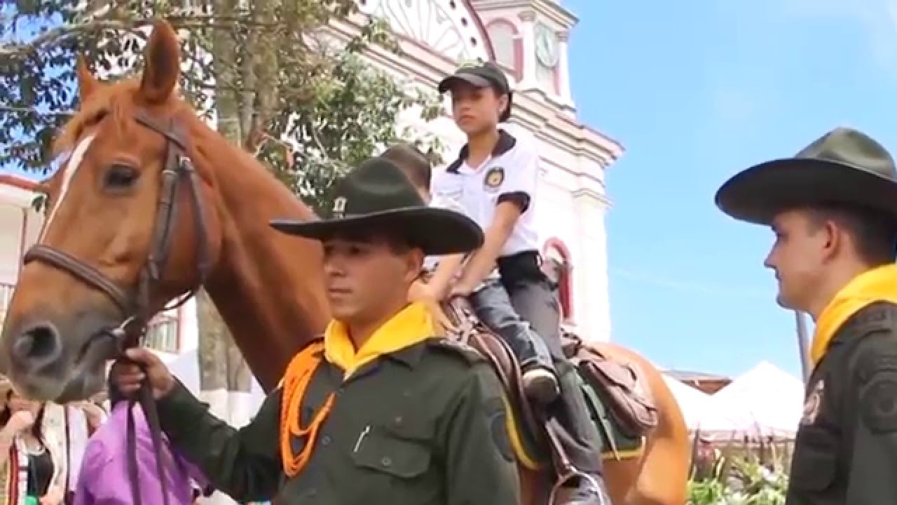 Escuela de Carabineros Alejandro Gutiérrez ESAGU (Manizales) versión 2015 - policiadecolombia