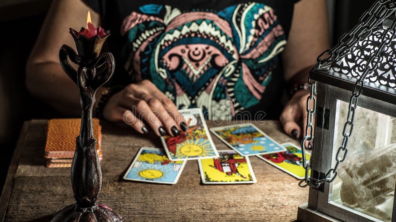 SCORPION♏️ ACEST BARBAT BOGAT VA FACE O INTOARCERE  NEASTEPTATA SI VA LUA ANUMITE MASURI#tarot #love