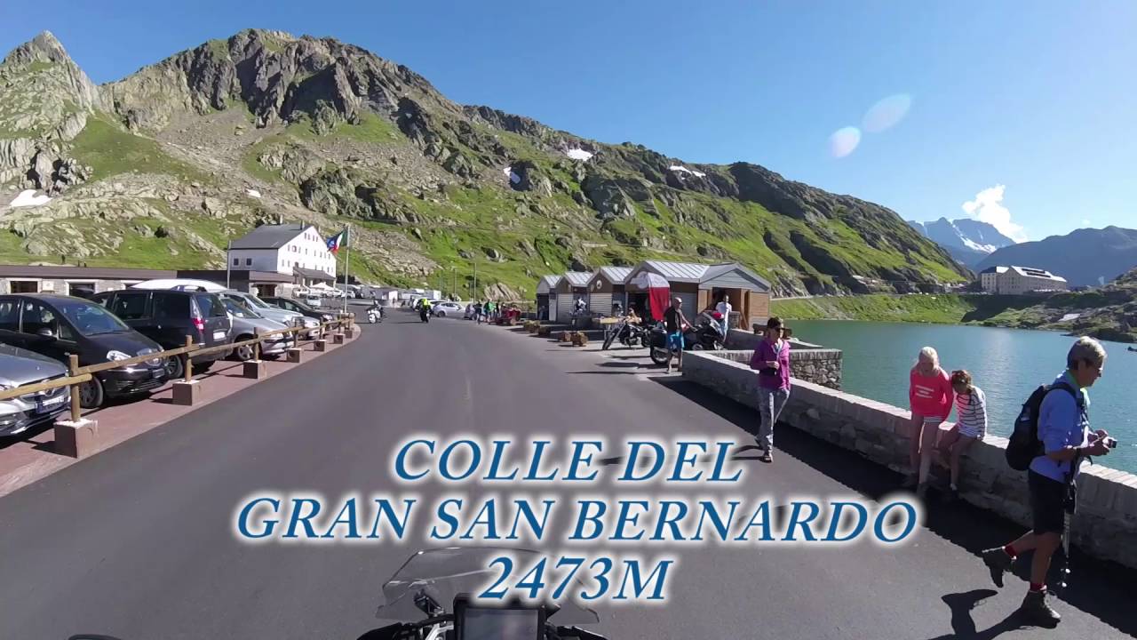 Colle Gran San Bernardo in moto