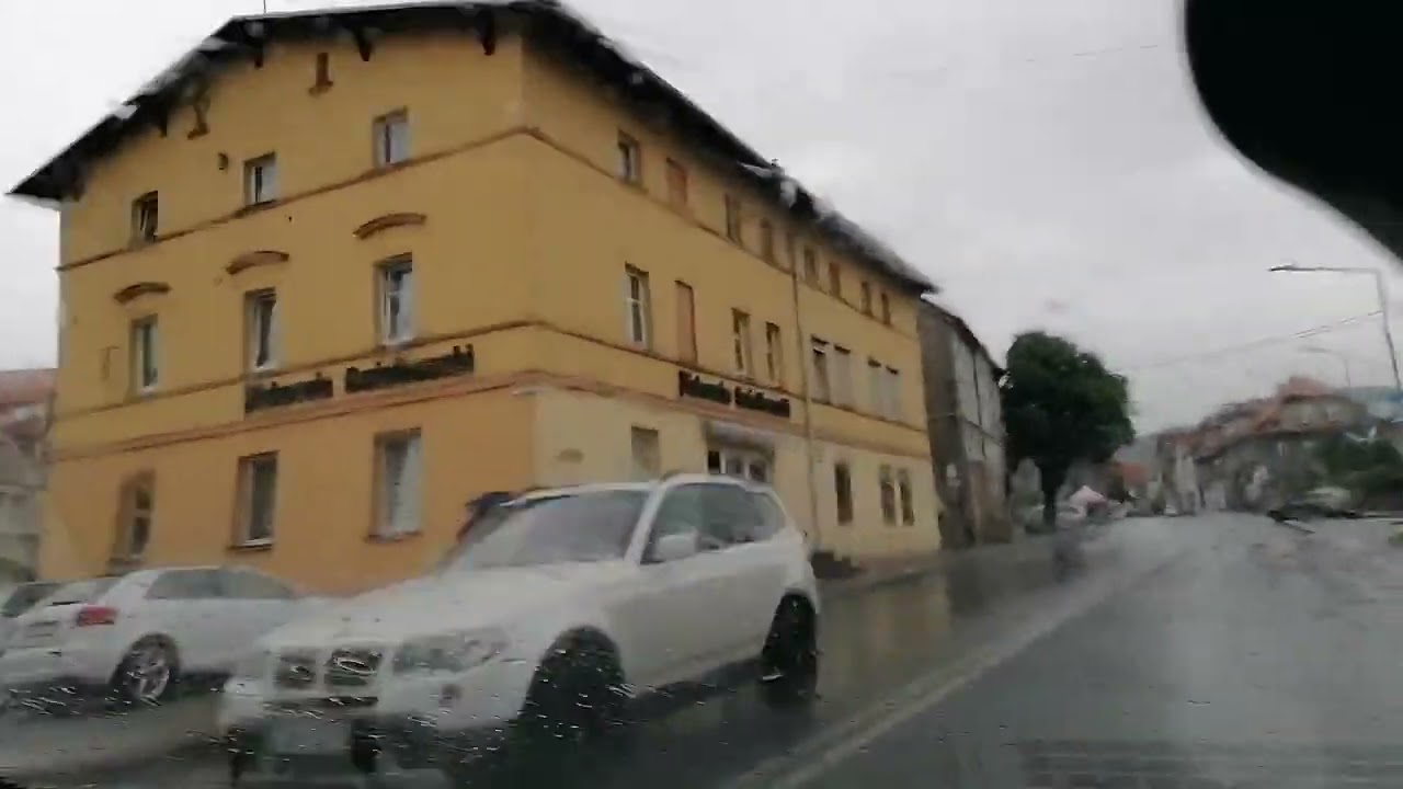 Bielawa, poranna jazda przez Bielawę w kierunku Gór Sowich VID 20240601 112343