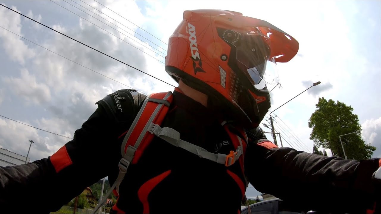 Road test of AXXIS WOLF DS VAPOUR D1 Red Helmet