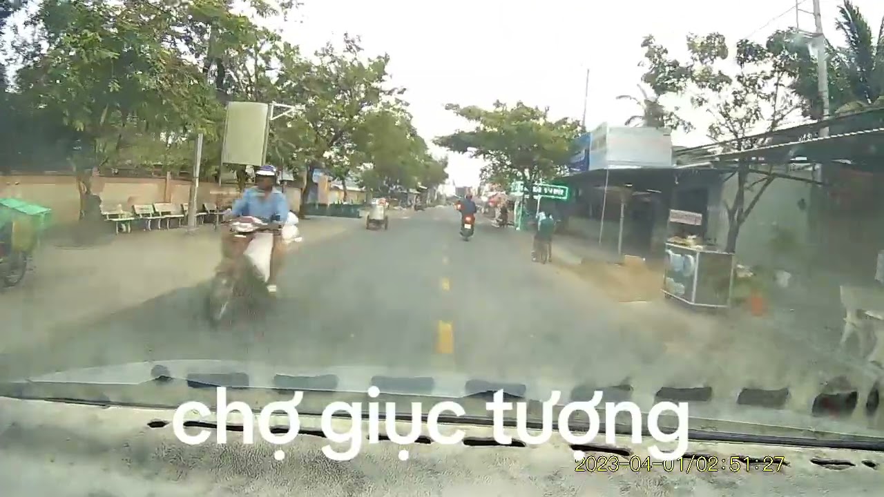 Ngang giục tượng 