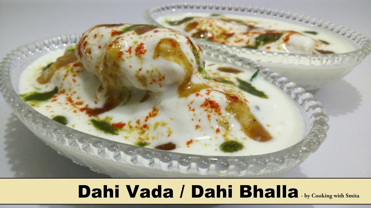Dahi Vada Recipe in Hindi by Cooking with Smita | Dahi Bhalla | Dahi Pakodi