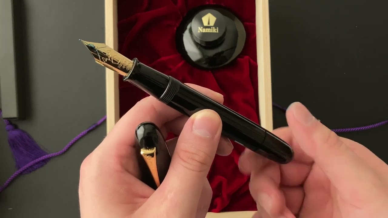 Unboxing Namiki Emperor Black Urushi 18k gold fine medium nib