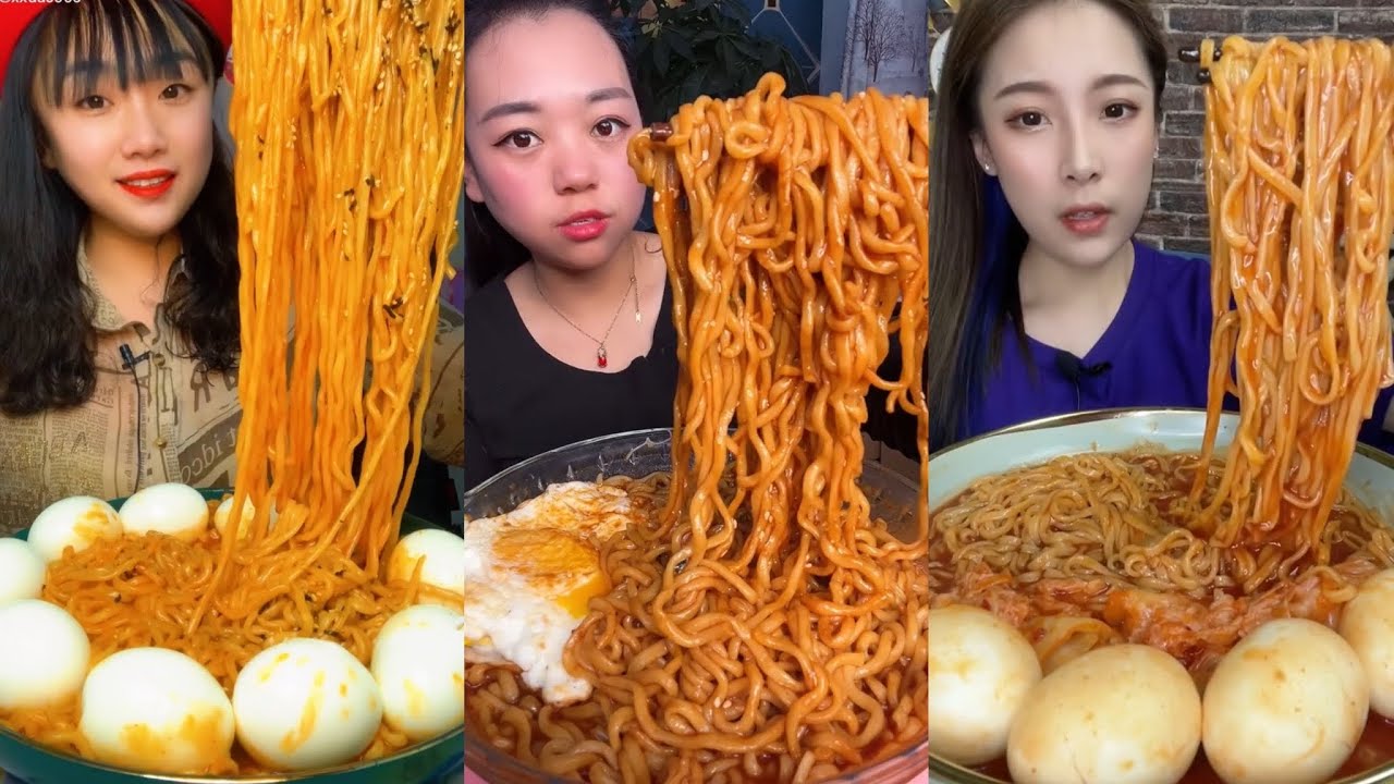Eating Spicy Noodles and Full Eggs [Mukbang Show] 먹방 Chinese Foods 매운 국수와 계란을 먹고 吃辣面和鸡蛋