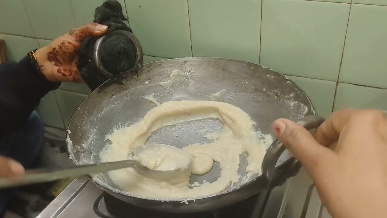 बिना खोवा बिना चासनी के बनाये इतने टेस्टी मिठाई जो भी खाये सब के मन भाये 😛😛Annpurna Beena 