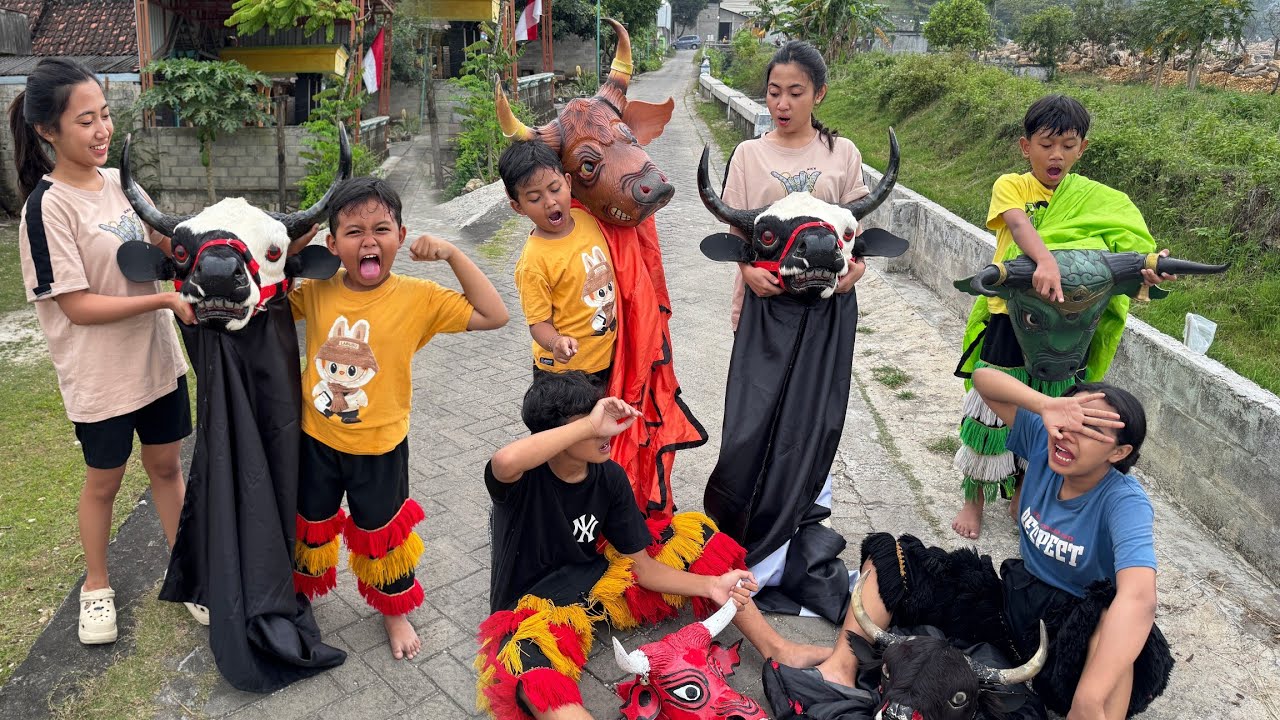 Drama pendek | LOMBA BANTENGAN BEROT BERHADIAH BANTENGAN BEROT HITAM PUTIH 