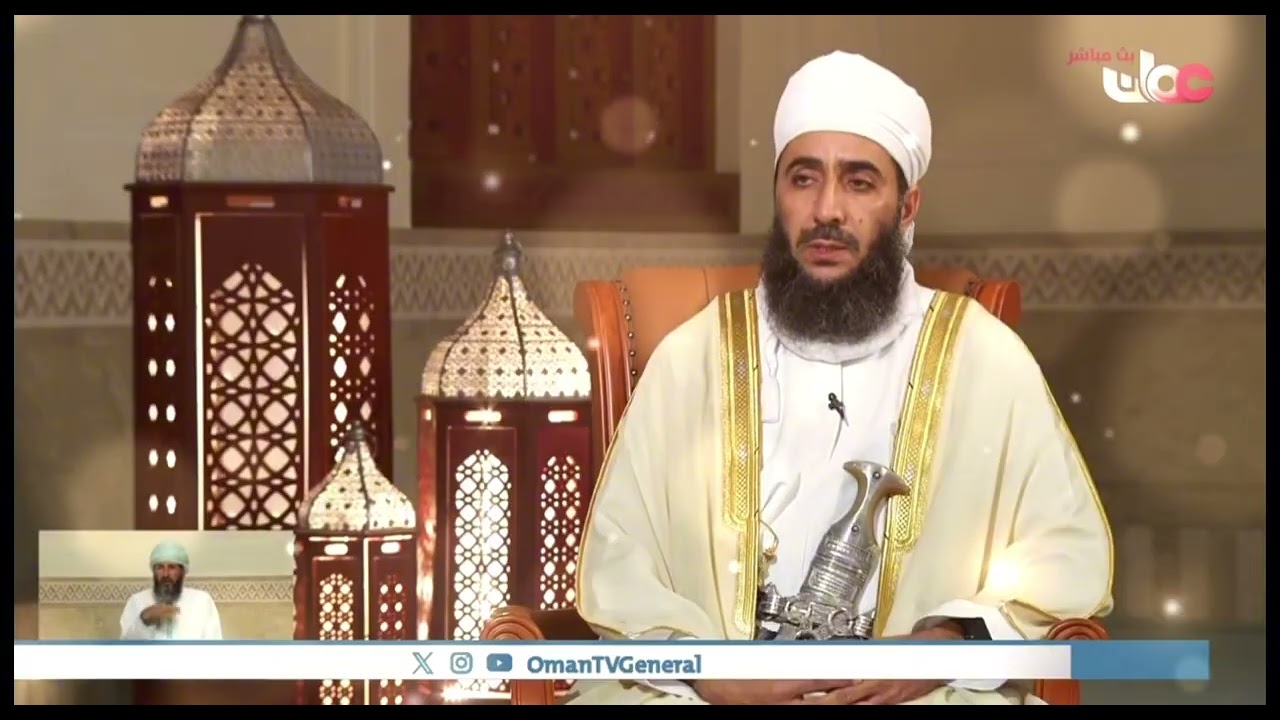 هل حظر الأبناء لوالديهم في وسائل التواصل الإجتماعي يعد من العقوق؟!