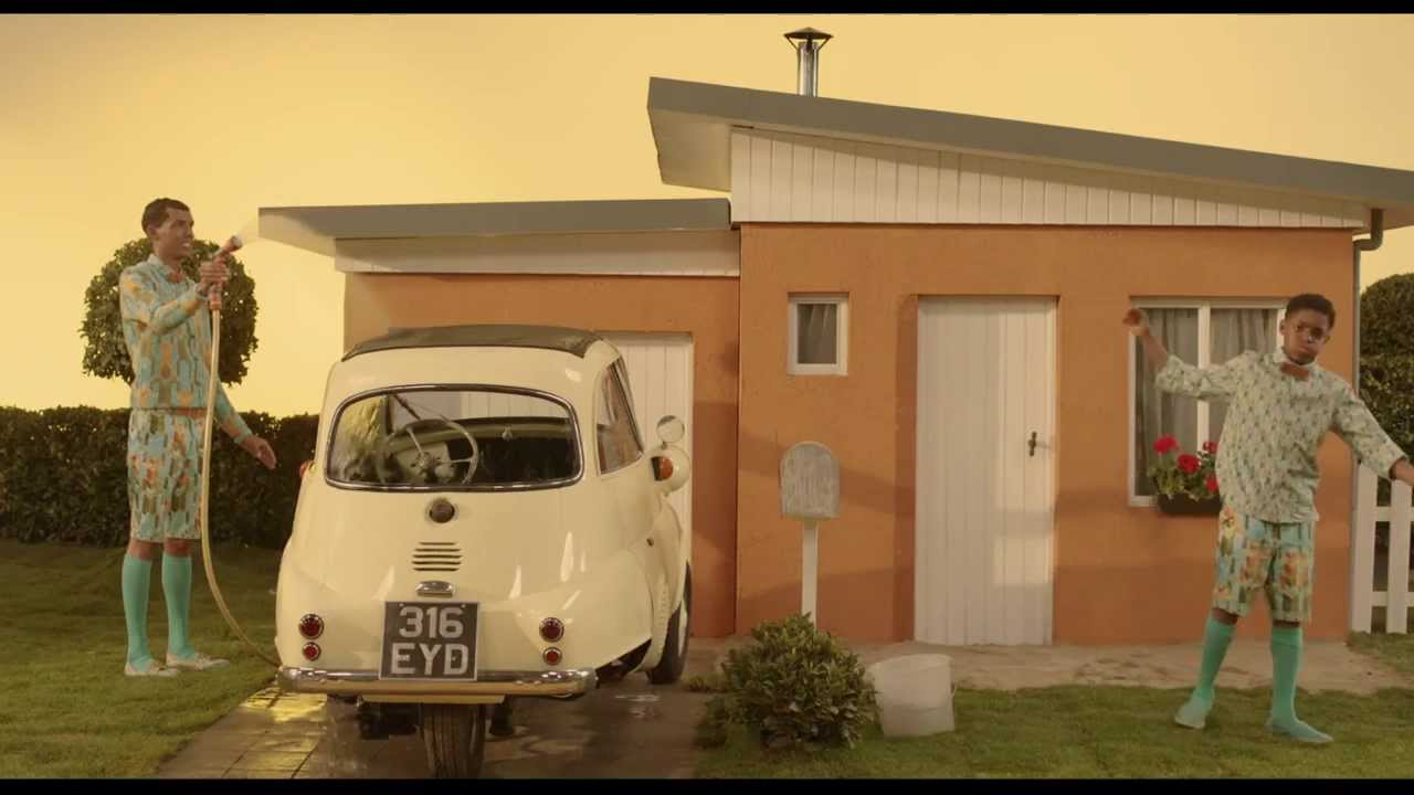 Stromae - Papaoutai music clip [1080p]