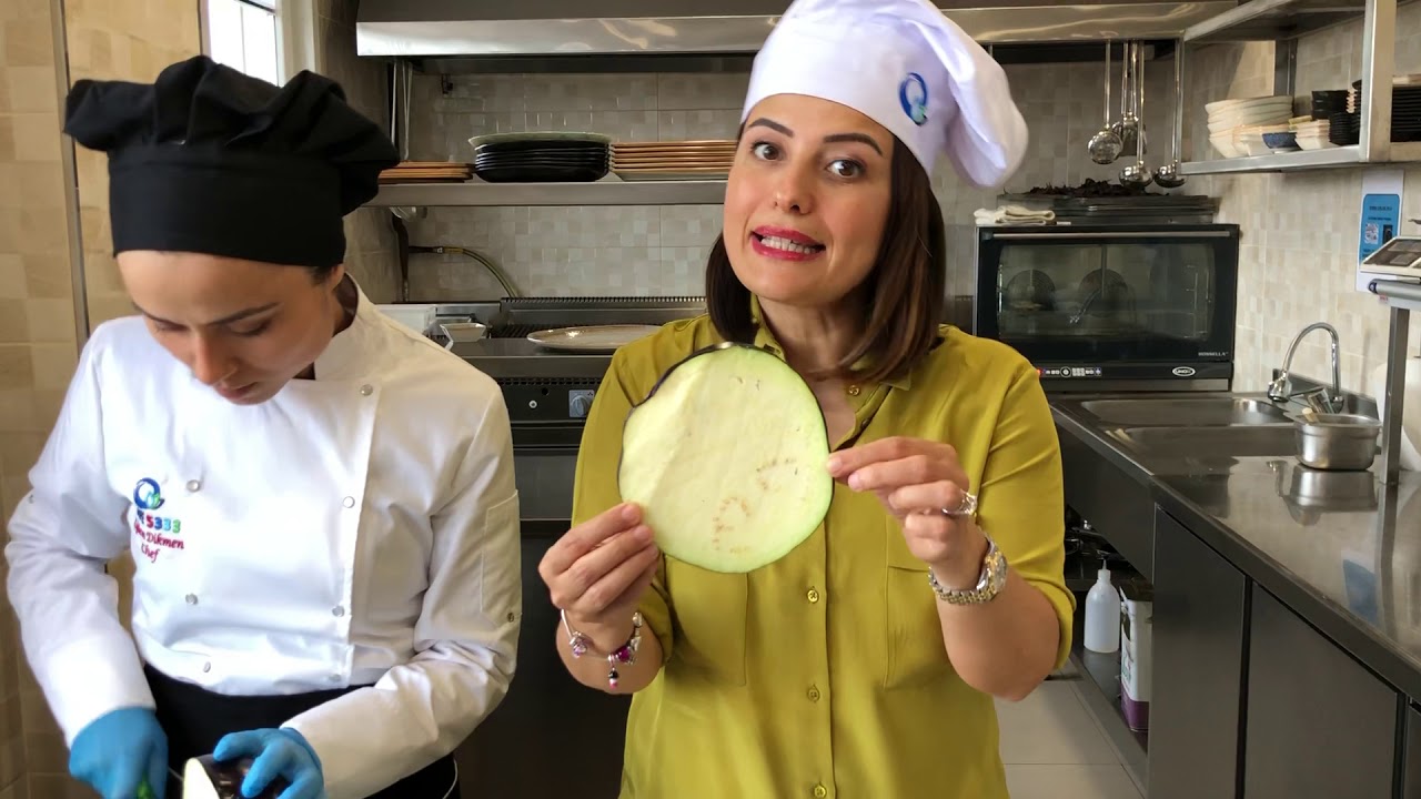 Hamursuz Patlıcan Pizzası Tarifimiz