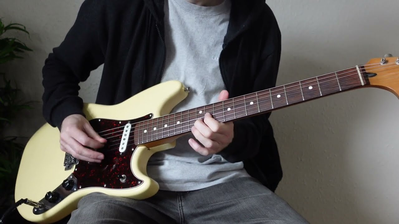 Nirvana - Here She Comes Now (Guitar cover)