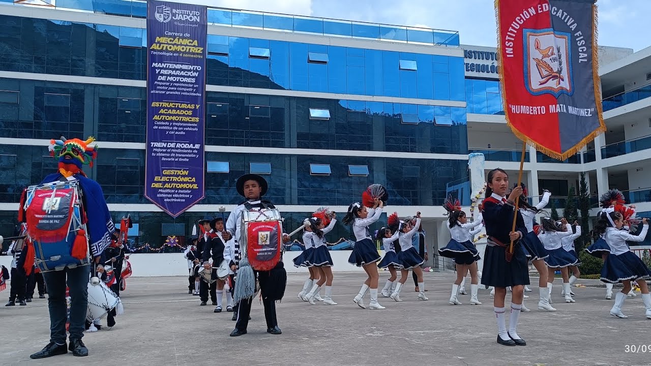Banda y Bastonera Unidad Educativa Humberto Mata Martinez 🥁🥁