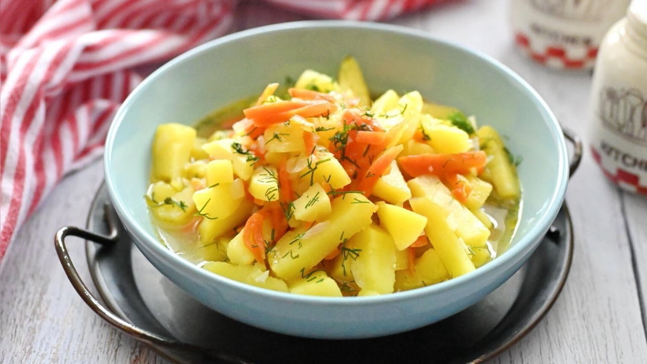 Секрет сочной тушёной картошки: готовим её на курином бульоне — просто, быстро, по-домашнему!