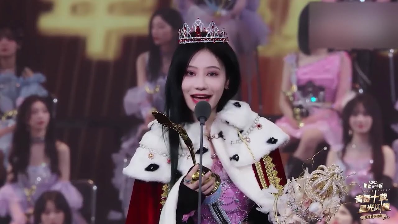 年度巅峰人气QUEEN&年度影响力成员金奖SNH48袁一琦获奖感言【2023SNH48GROUP年度青春盛典】