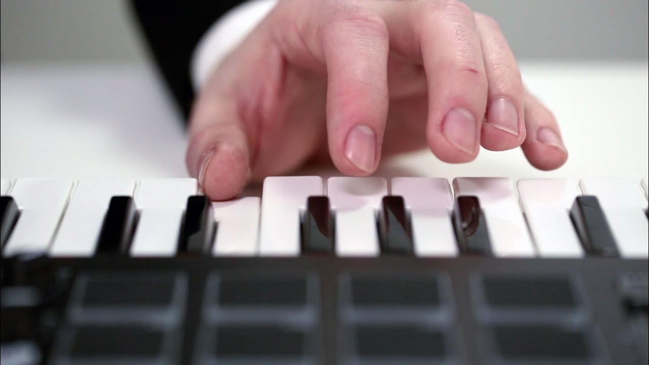 Collin's Lab: MIDI