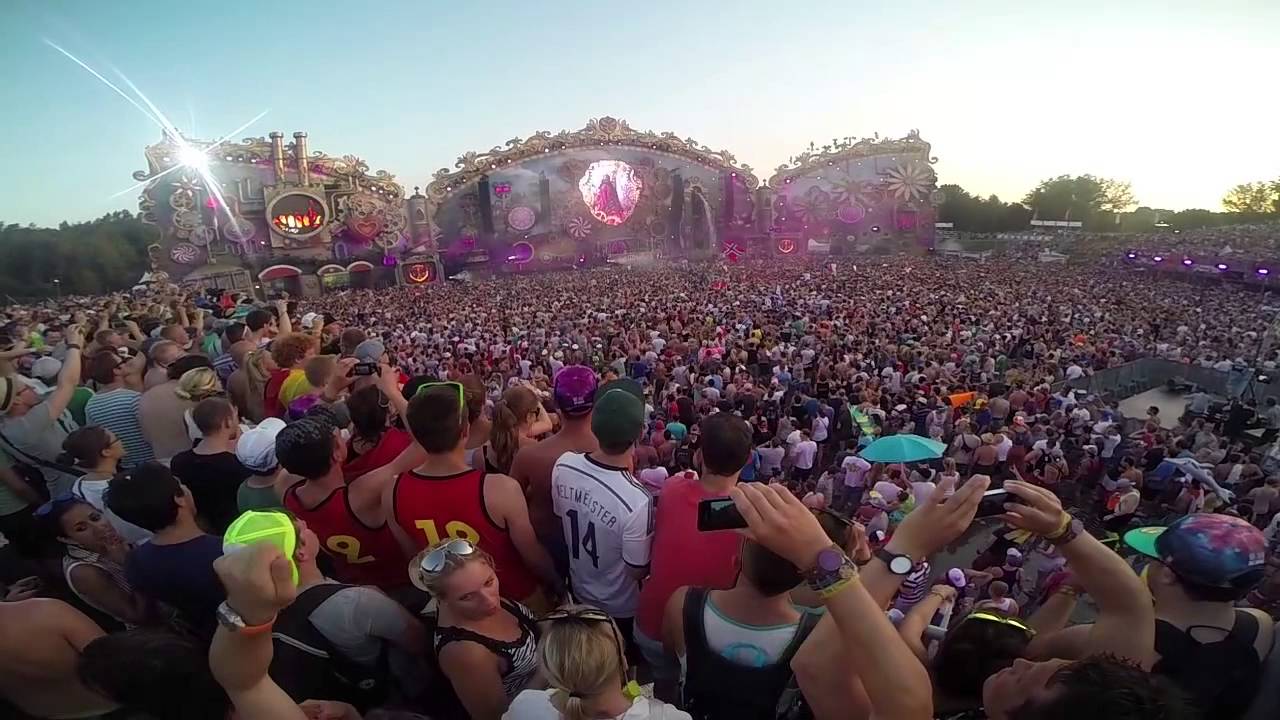 Martin Solveig @Tomorrowland 2014 | 7/18/14 | @Mainstage