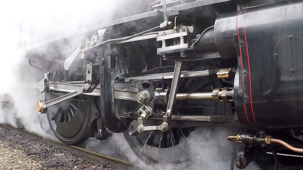 Steam, Wheels & Pistons. GCR Autumn 2019. #train #railways #steamtrain