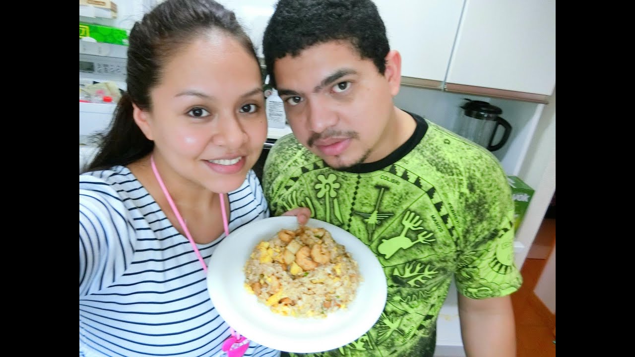 COCINANDO Y PELEANDO JAJAJA