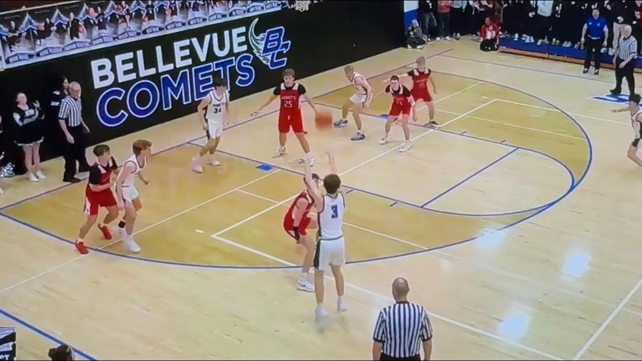 Top 10 clash! #7 Bellevue 54, #6 Bellevue Marquette 45. IA HS MBB 1A. Bellevue livestream.