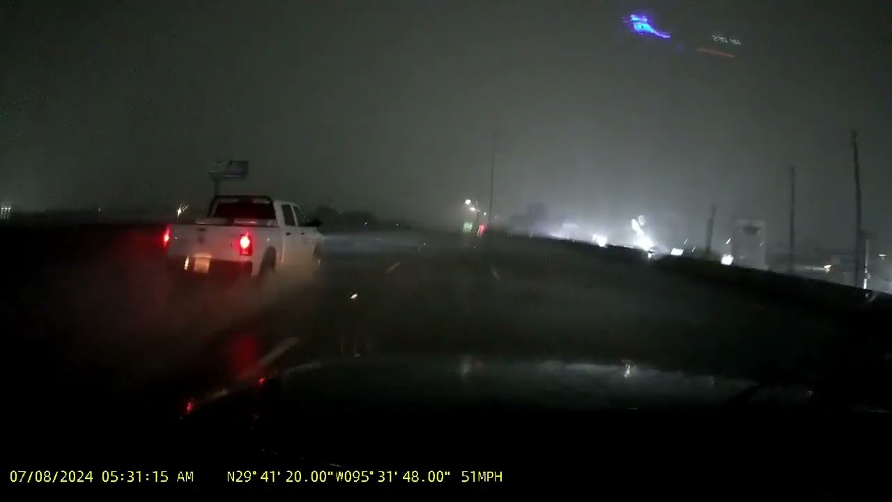 HURRICANE BERYL!! STORMCHASER! Houston, Stafford, Sugar Land and Pecan Grove, TX MUST SEE!