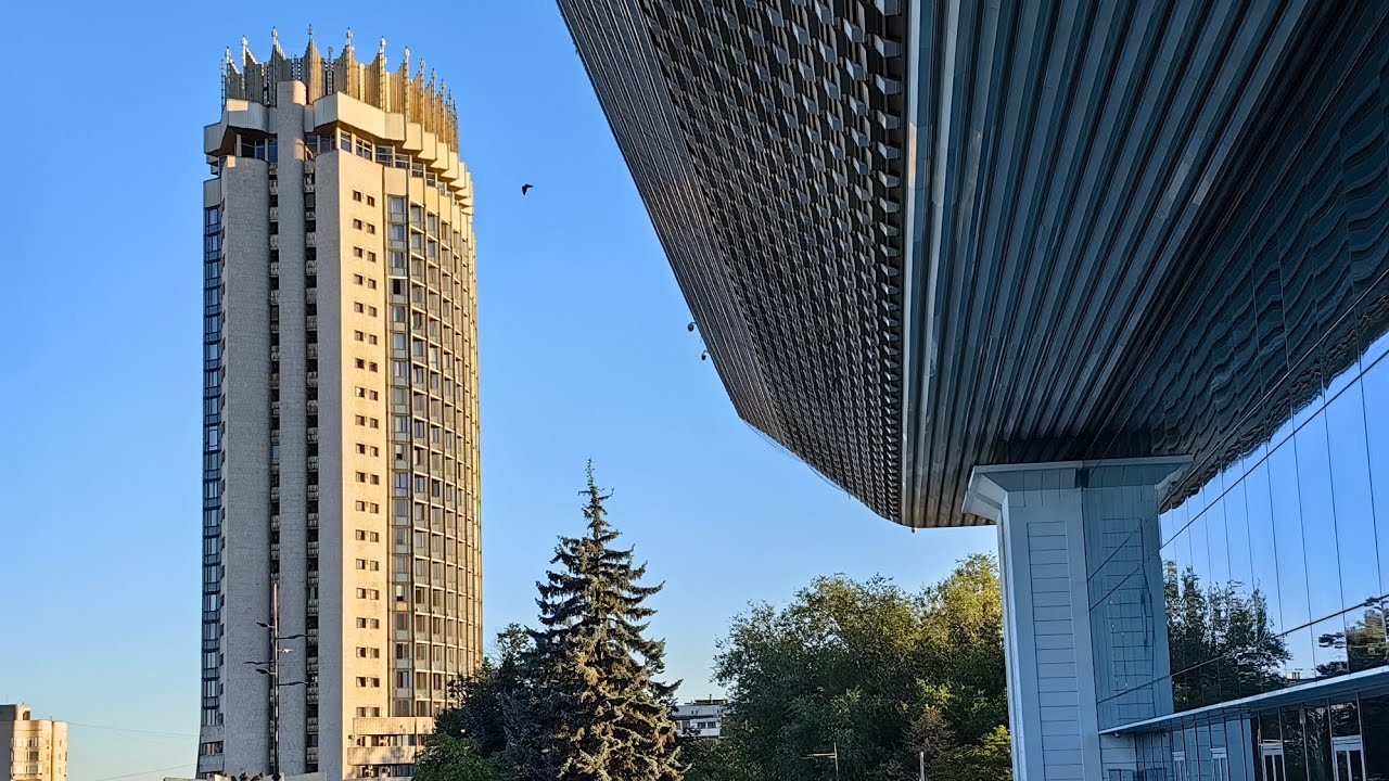 Almaty city center, Kazakhstan. Центр города Алматы, Казахстан.