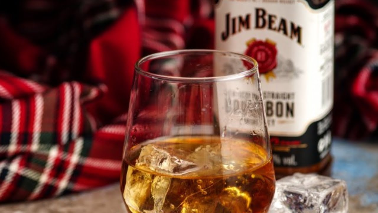 Mistakes Everyone Makes When Buying Liquor